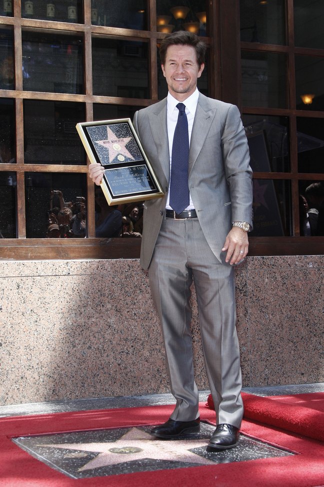 Mark Wahlberg, Grey Suit